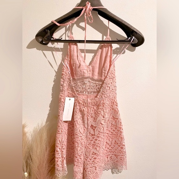 NEW- LUSH- Adorable Romper NWT Blush Color Size Small - Picture 8 of 8